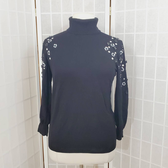 Alfani Sweaters - Alfani Floral Turtleneck Sweater Top Size: Medium